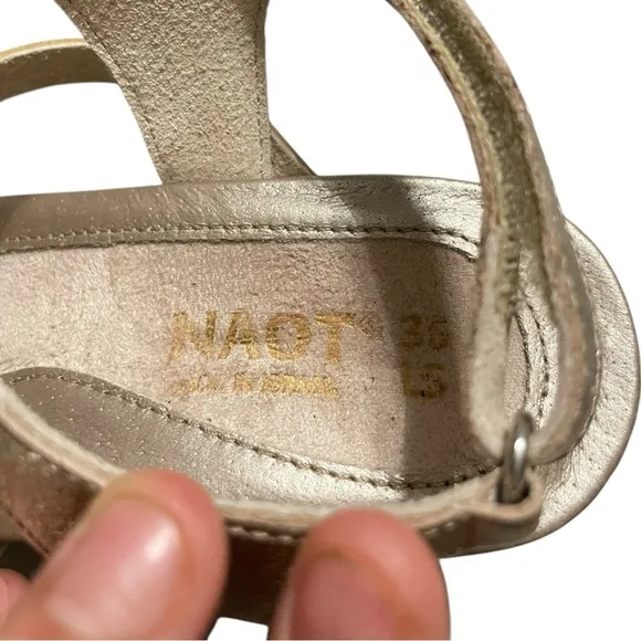 Noat Women'sInnovate Sandals Size EU 36/ US 5.5-6 Radiant Gold Leather