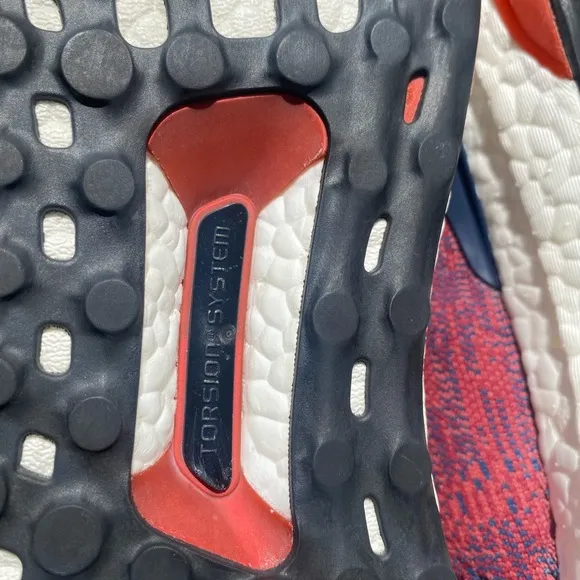 NW Adidas Ultra Boost with Torsion System Sneakers Sz 10