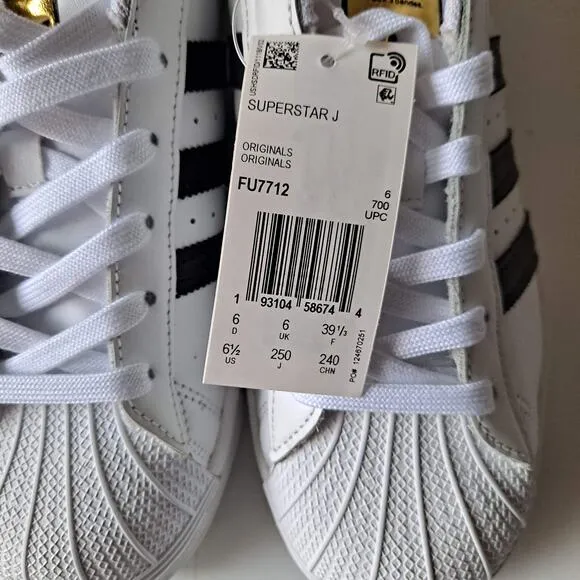 NWB Adidas Originals Superstar Shoes Cloud White Core Black FU7712 Kids Size 6.5