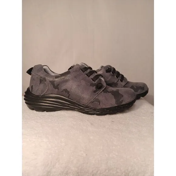 NWOT ALIGN VELOCITY NURSE MATES SHOES