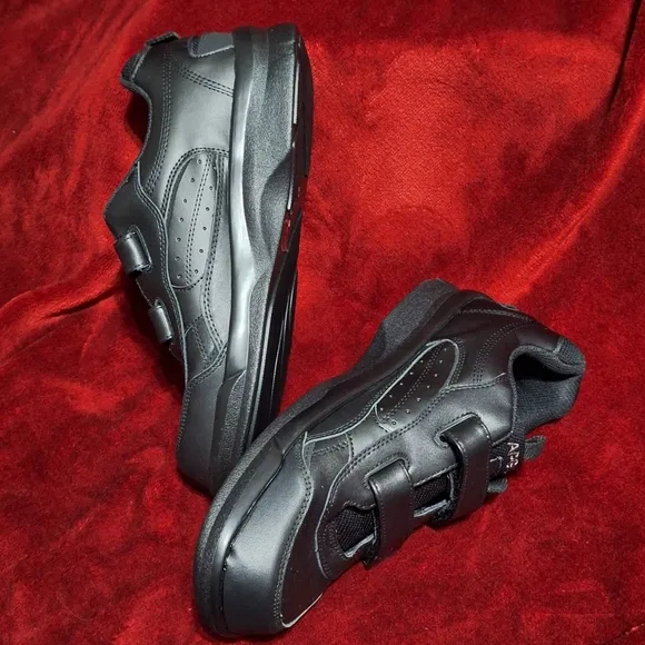 NWOT Apex Orthopedic Active Shoes~Walkers~Double Strap~Diabetic~Sneakers