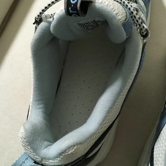 NWOT Dr. Comfort Women's Athletic Refresh Shoes