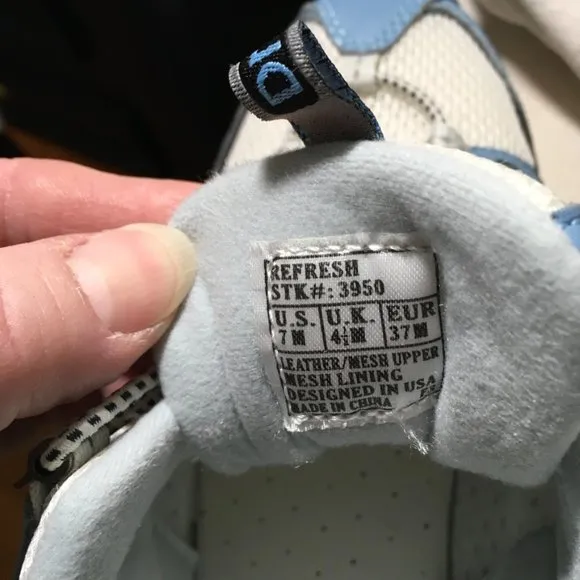 NWOT Dr. Comfort Women's Athletic Refresh Shoes