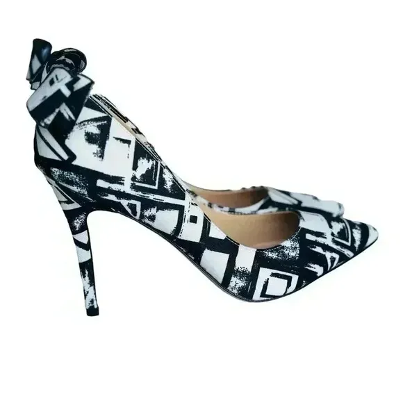 NWOT Neiman Marcus Women's Black Verity Bow Pump Heels Shoes US 8.5M