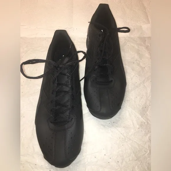 NWOT PUMA Men’s Tazon Black Sneakers - Size 12