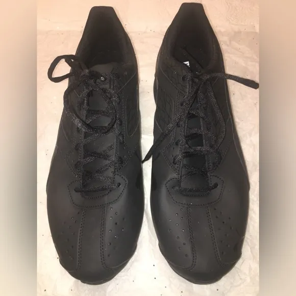NWOT PUMA Men’s Tazon Black Sneakers - Size 12