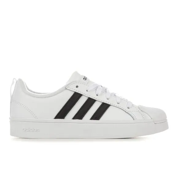 NWT Adidas Boy's Streetcheck Sneaker ,white/Black  - Size 2