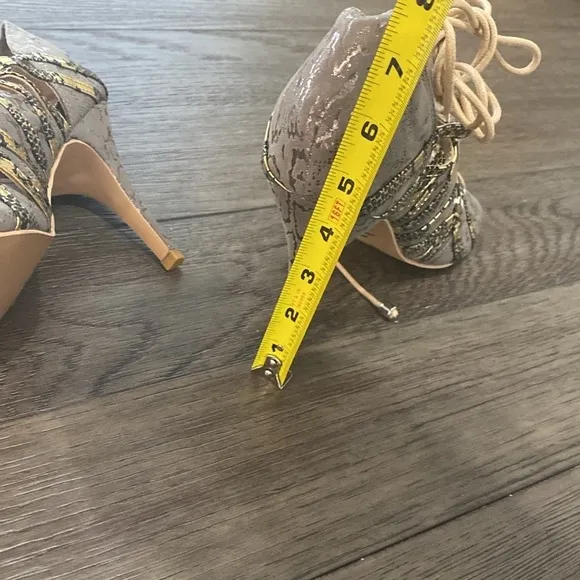 NWT BURJU Shoes Vaneno Open Toe Lace Up Stiletto Heeled Sandals | Size 11