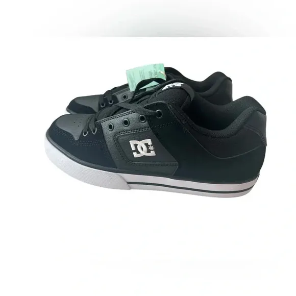NWT DC Men’s Pure Shoes Black/Black/White 8.5