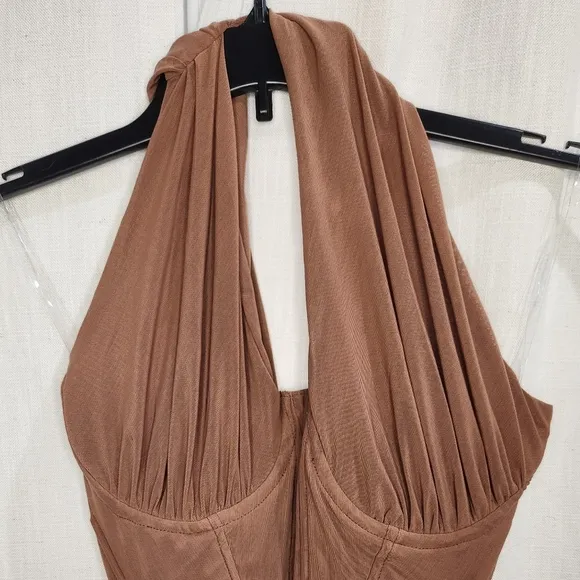 NWT House of CB VALENTINA MOCHA CHOCOLATE ASYMMETRIC‎ CUTOUT MIDI DRESS XS plus