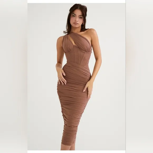 NWT House of CB VALENTINA MOCHA CHOCOLATE ASYMMETRIC‎ CUTOUT MIDI DRESS XS plus