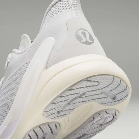NWT Lululemon Blissfeel 2 Womens Running Shoe Vapor / White / Lemon Sorbet