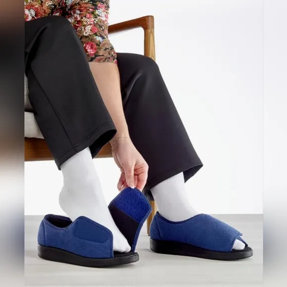 NWT Silverts Unisex Diabetic Open-Toe Shoes
