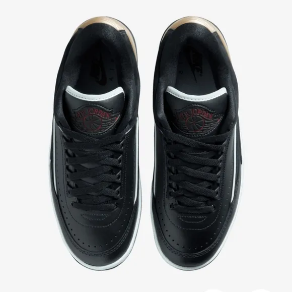 NWT Women's Jordan AJ2 Retro Low Sneakers