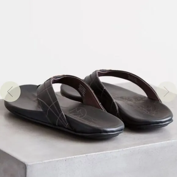 Olukai Men’s Hokule'a Kia leather black Sandals flip flops size 13 EUC!