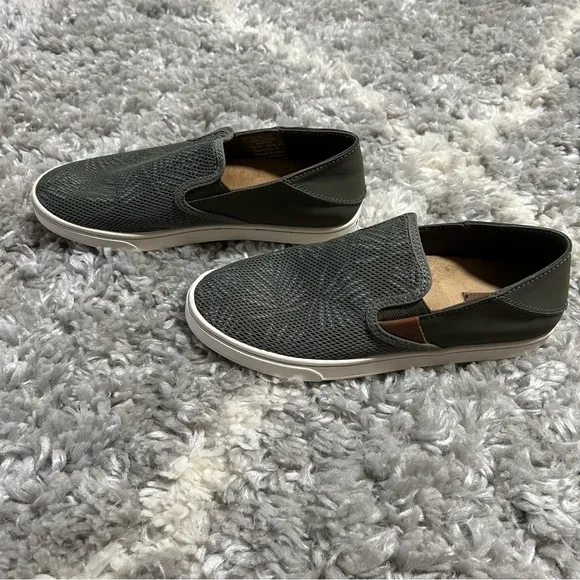 Olukai Pehuea Palm Sneakers in Dusty Olive / Palm Dusty Olive / Palm sz 7