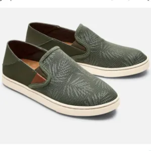 Olukai Pehuea Palm Sneakers in Dusty Olive / Palm Dusty Olive / Palm sz 7