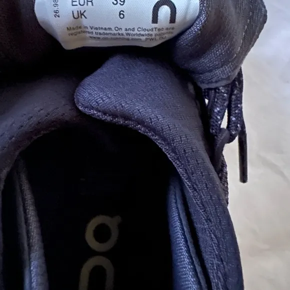On Cloudnova Sneakers Eclipse &amp; Meadow