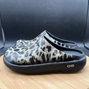 OOFOS Womens Size 6 OOcloog Black Cheetah Orthopedic Slides Shoes Sandals Clog