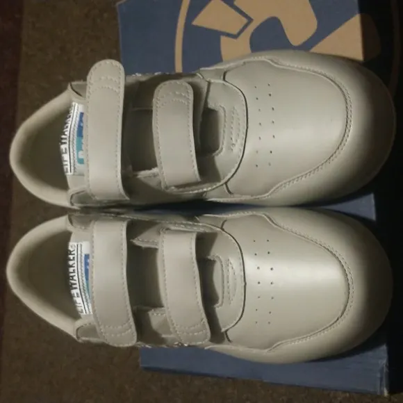 Propet Life Walker Double Strap Leather Orthopedic Shoes SIZE 9-3E 9-3XXX Wide