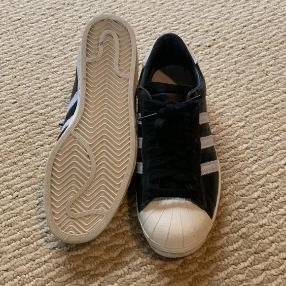Rare!! Adidas black superstar shoes