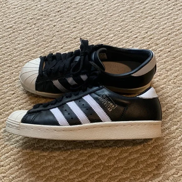 Rare!! Adidas black superstar shoes