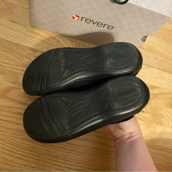 Revere Petra Mary Jane Flat Shoes NEW Sz 7 Black Lizard Leather Women’s