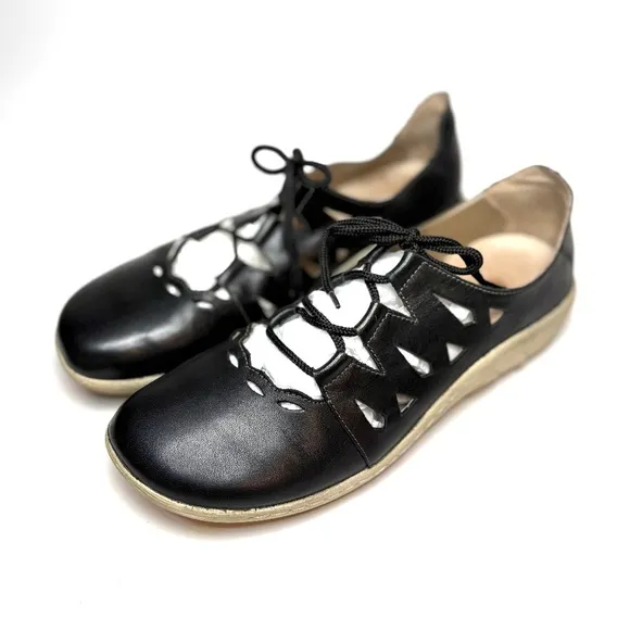 Rieker Remonte Black Leather Cut Out Walking Shoes | 39