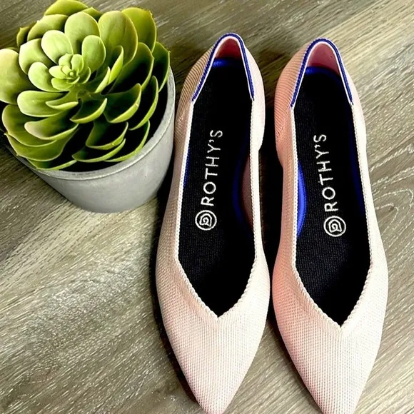 Rothys petal pink size 7.5 woman’s pointed flat