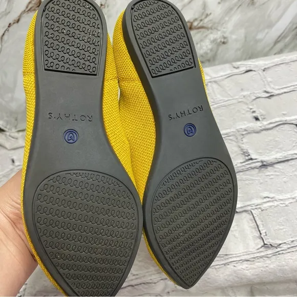 Rothy’s pointed toe flat shoes size 6