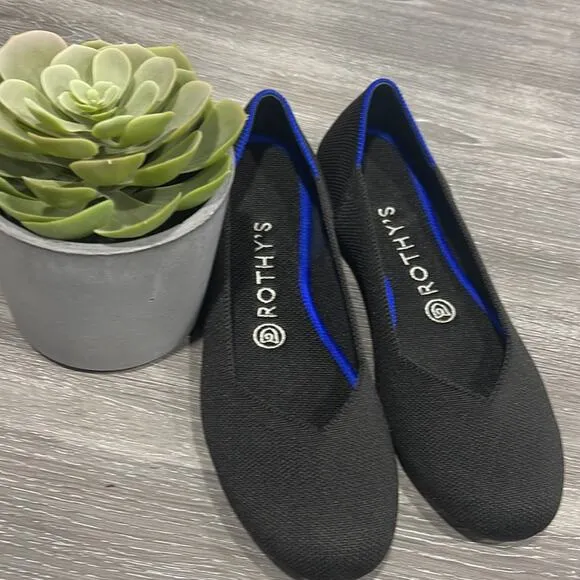 Rothy’s round toe size 7 black womans flat shoes