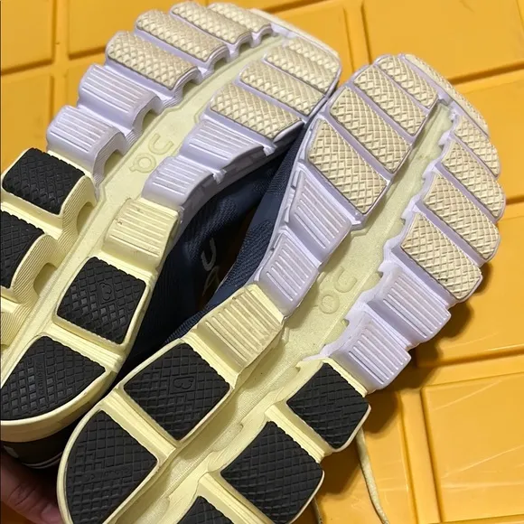 Running Men's Shoes - Blue and Yellow