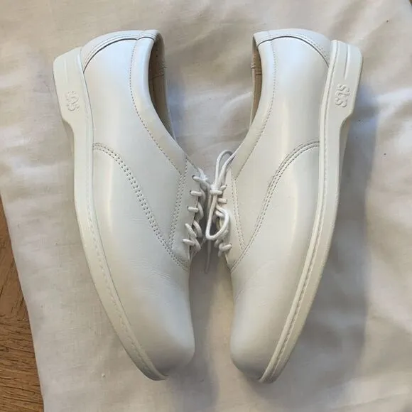 SAS TRIPAD COMFORT SHOES.  NEW
