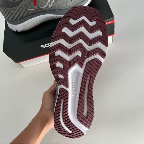 Saucony Men's Gray and Red Running Shoes