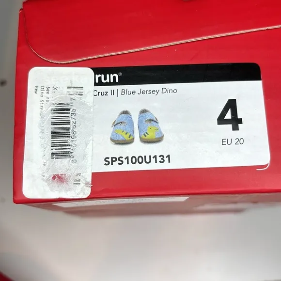 See Kai Run Cruz II blue jersey dino 4 NWT