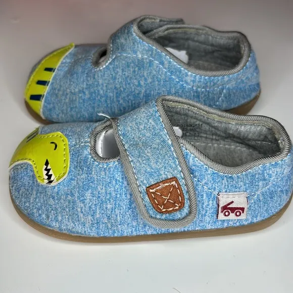 See Kai Run Cruz II blue jersey dino 4 NWT