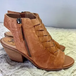 Söfft Mackenna Sandals Italian Leather Comfort All Day Wear Classy Chic Size 9