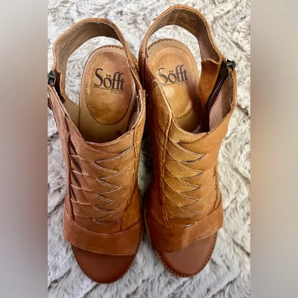 Söfft Mackenna Sandals Italian Leather Comfort All Day Wear Classy Chic Size 9