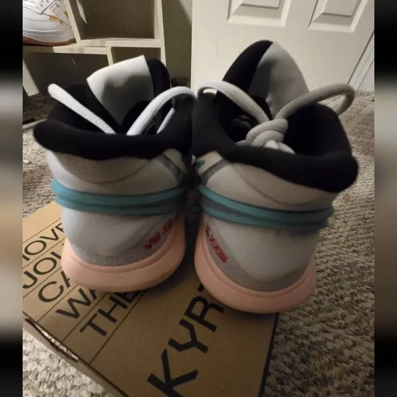 Size 4Y - Nike Kyrie 8 GO (GS) Photon Dust