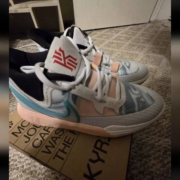 Size 4Y - Nike Kyrie 8 GO (GS) Photon Dust