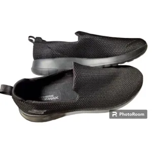Skechers GOWALK Size 15 GOGAMAX Black Comfort Slip On Shoes