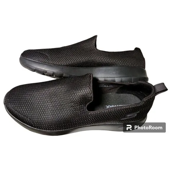 Skechers GOWALK Size 15 GOGAMAX Black Comfort Slip On Shoes