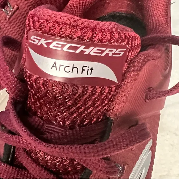 Skechers Men's Arch Fit Titan Sneakers Burgundy Size 8.5 Listed Under Women