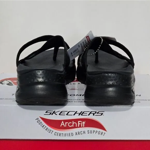 🩴Skechers, Womens, Arch Fit sandals in black. NWT-Size 6