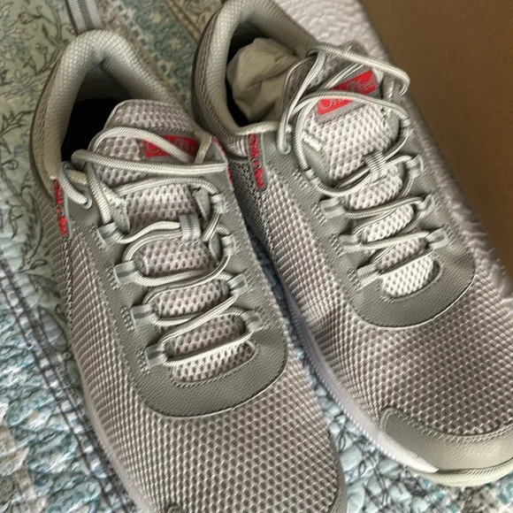 🏈Sneakers ortho feet
