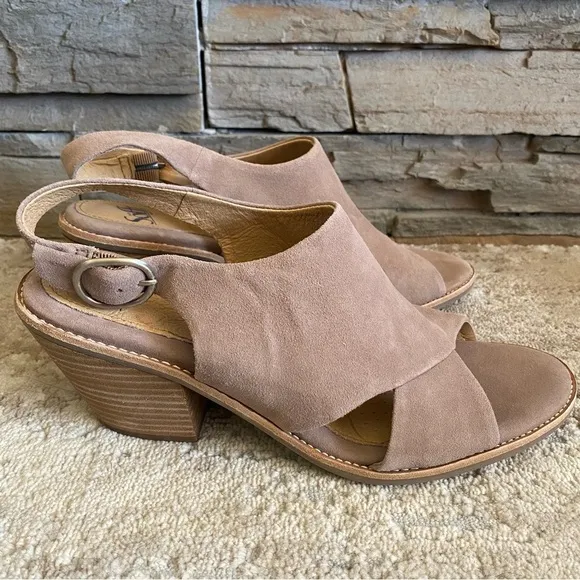 Sofft Mendi Heeled Sandals Tan Brown Suede Leather Open Toe Block Heel: 10M