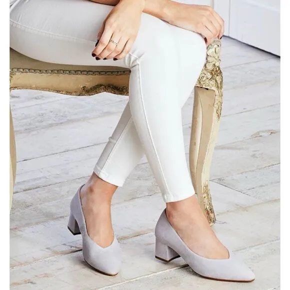 Sole Bliss Ingrid: Pale Gray Suede Shoes Size 38 / Néw No Box