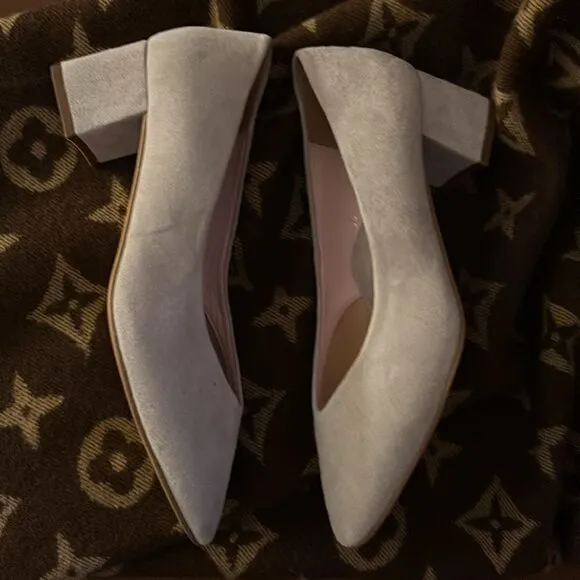 Sole Bliss Ingrid: Pale Gray Suede Shoes Size 38 / Néw No Box
