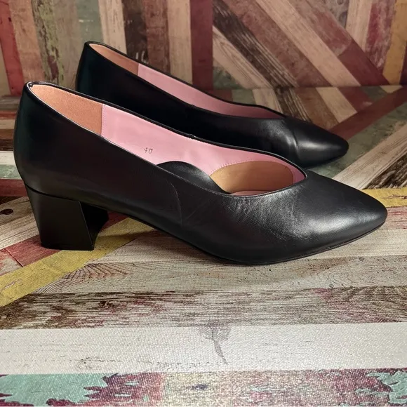 Sole Bliss MIA Black Leather Heels Shoes Arch Support Bunion Bed Round Toe SZ 9