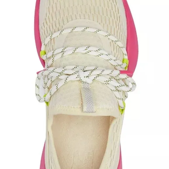 Sorel gorgeous Kinetic Impact lace sneaker (extremely comfortable and stylish)
